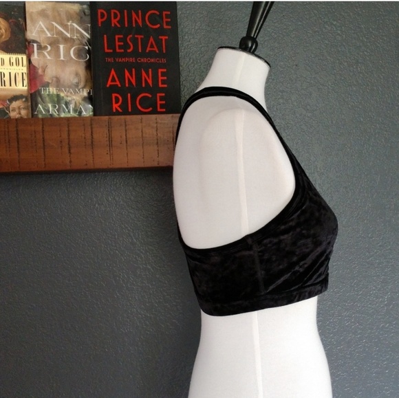 BEYOND YOGA Crushed Velvet Sport Bra/Crop Top - Picture 4 of 8